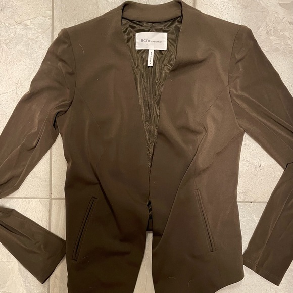 Olive BCBG blazer - Picture 1 of 2